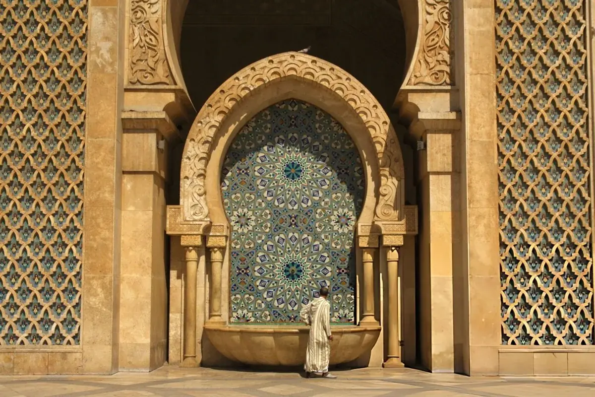 Coastal Relaxation: 1-Day Casablanca Corniche & Beach