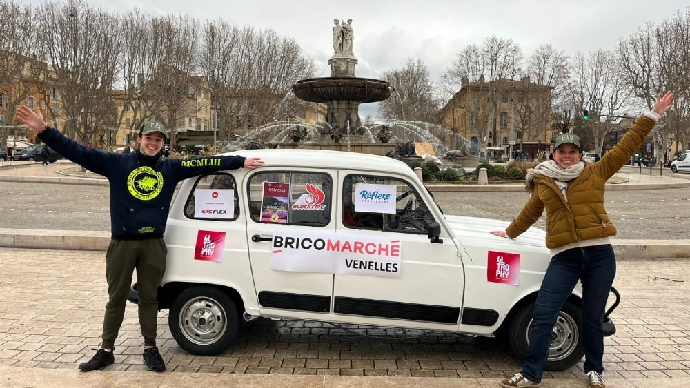 From Biarritz to Marrakech, a mother‑son duo from Aix‑en‑Provence on their way to the 4L Trophy